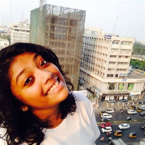 Singers Kharesma Ravichandran Songs - Movies - Song Lyrics - பாடல் ...