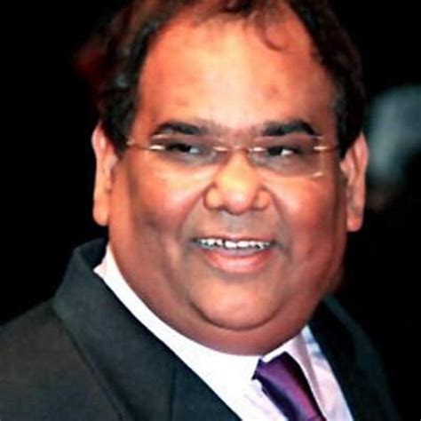 25 years after 'Roop Ki Rani Choron Ka Raja', Satish Kaushik says sorry ...