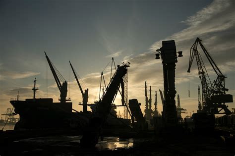 The active operation of Ukrainian ports normalized the flow of goods ...