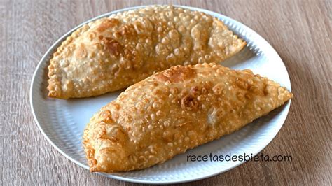 CHEBUREKI: Empanadas de carne crujientes y jugosas - Recetas de Esbieta