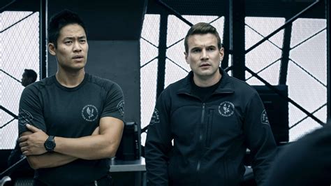 SWAT Season 6 Episode 5 Photos Unraveling | Seat42F