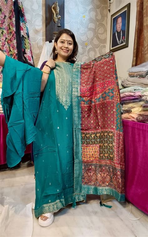 Velvet peacock coord set