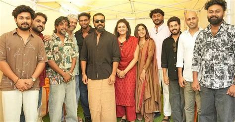 രാം ചരണിനെ സന്ദർശിച്ച് ‘വാഴ 2‍’ ടീം: ആഘോഷമാക്കി ഹാഷിറിന്റെ ആരാധക ...
