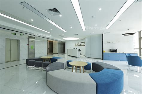 创新现代开放式茶水间效果图-办公室装修效果图-保驾护航装修网