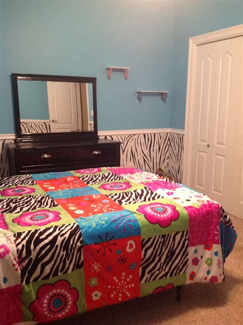 zebra bedroom