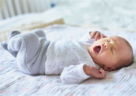 Is Your Baby Fighting Sleep? 20 Solutions to Settle Your Baby - Cosy Sleep