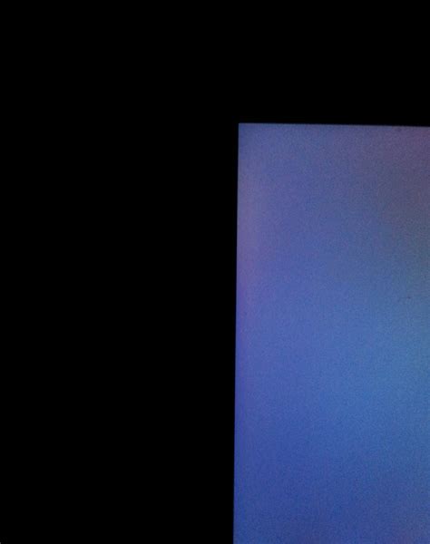 Back-light bleeding on new iPad 4 replace… - Apple Community