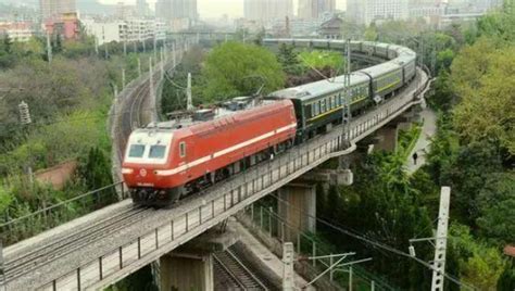 朝圣“中国最美的火车站”_央广网
