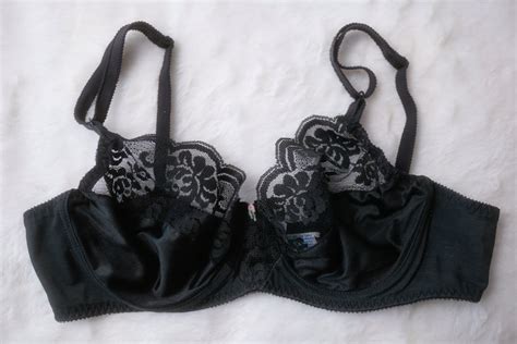 Chantilly Maidenform Vintage 36B Sheer Underwire Bra Black Lace - Billy ...