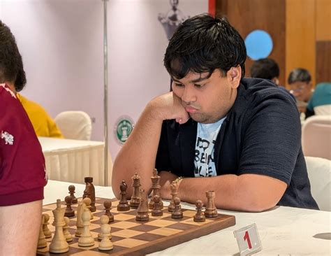 Diptayan Ghosh dominates Tata Steel Chess Festival 2024 Blitz Open ...