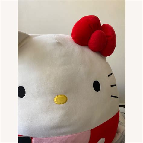 Hello Kitty Sanrio Plush - AptDeco