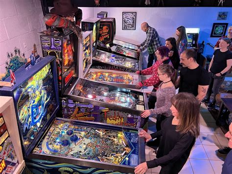 Moving Pinball Machine 的图像结果