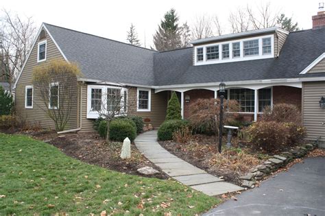 10 Edgewood Pkwy, Fayetteville, NY 13066 - See Est. Value, Schools & More