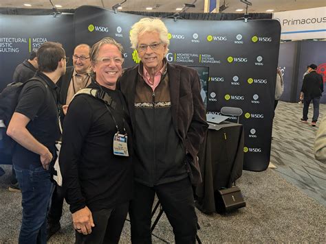 Smash Studios Chicago | Smash Interviews With Mira: Meet Mars Venus ...