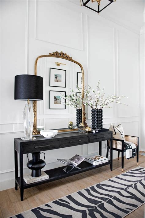 45 Modern and Elegant Entryway Table Decor Ideas