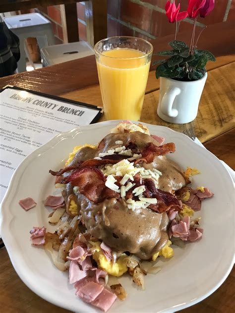 Bird's Nest Cafe in Nashville, Indiana