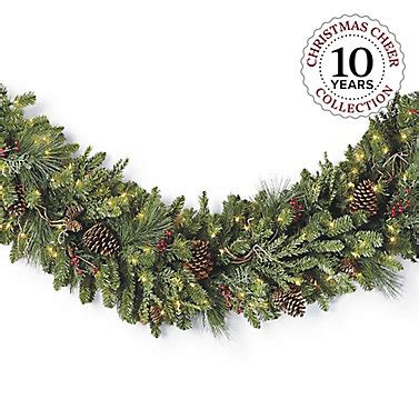 Christmas Wreaths & Christmas Garlands | Frontgate