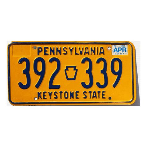 1982 Pennsylvania License Plate #392339 | Keystone State
