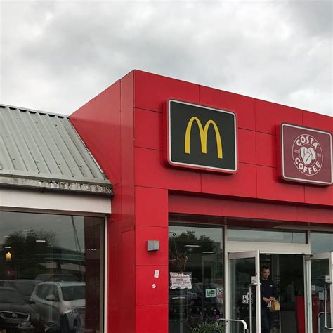 WATFORD GAP MOTORWAY SERVICES AREA (2024) All You Need to Know BEFORE ...