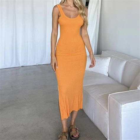Orange ribbed midi dress Perfect condition - Depop