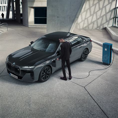 All-Electric Cars - New, Dynamic, Convenient, 100% Electric