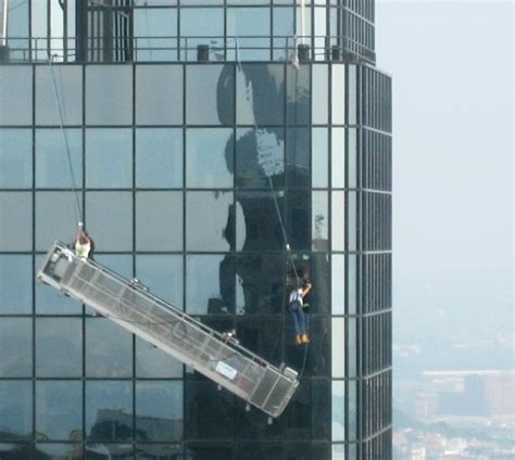 Rezultat imagine pentru Hi-Rise Window Cleaning