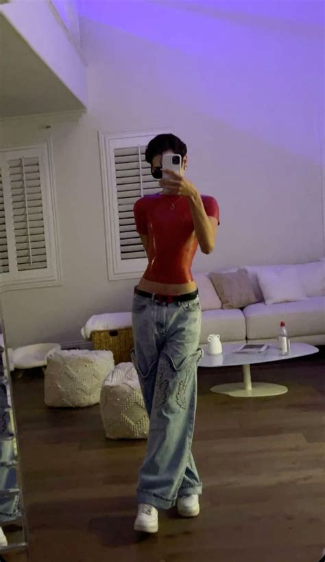 Pin by Bloom on Gutaussehend | Gay outfit, Fem boy outfits, Queer fashion