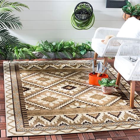 Safavieh Veranda 4 X 6 (ft) Creme/Brown Indoor/Outdoor Floral ...