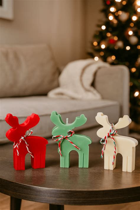 Christmas Reindeer Candle | Festive Decorative Candle Set | Pack of 3 ...