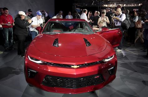 2016 Chevrolet Camaro Gets Grand Unveiling [PHOTOS] - IBTimes India