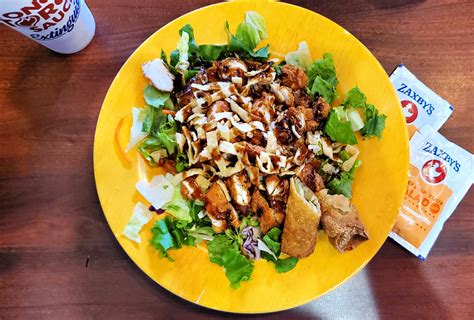 Healthy Fast Food Options: Zaxby's Salads