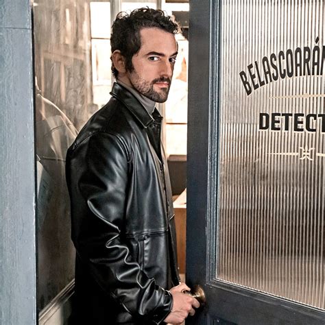 Luis Gerardo Mendez - COLOüRS