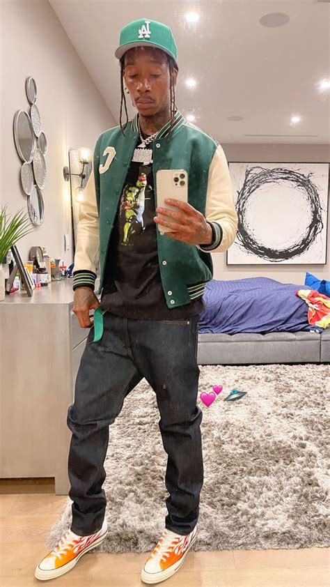 Wiz Khalifa | Dapper dudes, Hip hop images, The wiz