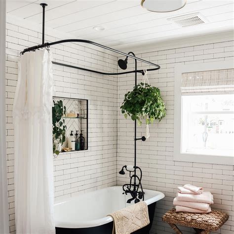 Tub And Shower Enclosure