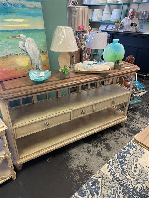Family... - Family Traditions Home Decor and Furnishings