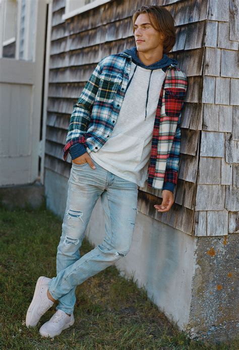 5 Must-Have Men's Fall Outfits - American Eagle Style, Outfitting ...