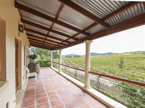 Customer reviews of Lovane Boutique Wine Estate, , Stellenbosch