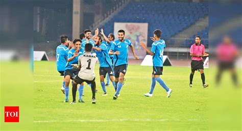 Ex-football champs, politicos and forces at Oorja’s closing ceremony ...