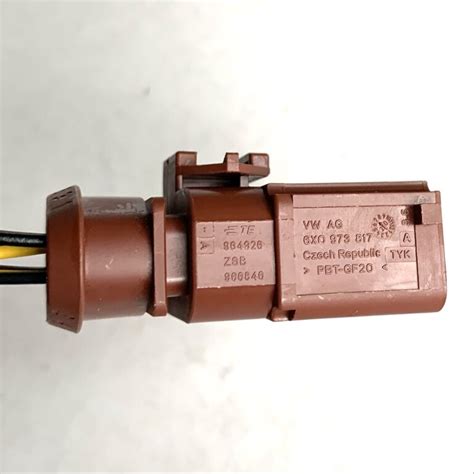 VW AG 6X0973817A роз’єм 14 pin 1.5 mm Czech Republic оригінал нове ...