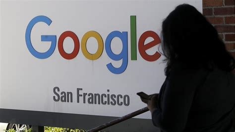 Google takes down fake ‘Updates for Samsung’ app (HT Tech)