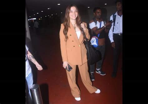 Lust Stories 2 divas Tamannaah Bhatia, Mrunal Thakur mobbed at the ...