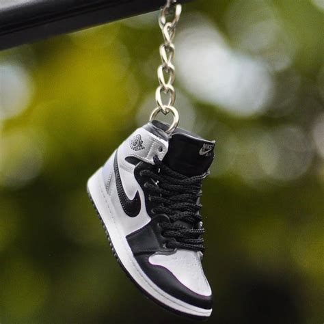 3D Sneaker Keychain AJ1 Silver Toe High – Superstore Club