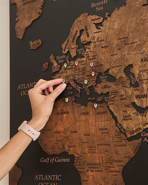 Large Push Pin World Map 的图像结果