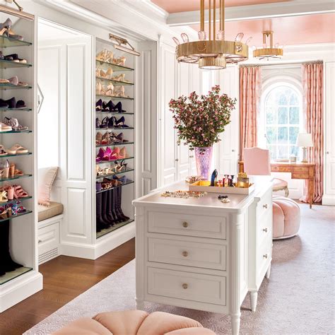 Luxury Walk In Closet Design Ideas