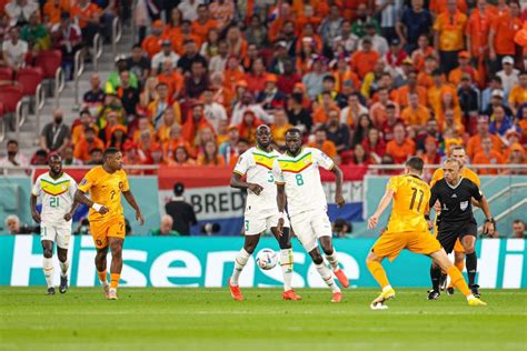 艰难赢下缺少核心的塞内加尔后，荷兰凭啥还获得了超高评价？