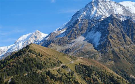 Download wallpaper 3840x2400 mountain, peak, snow, slope, landscape ...