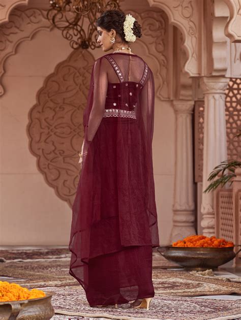 DRESSES – Women Plus