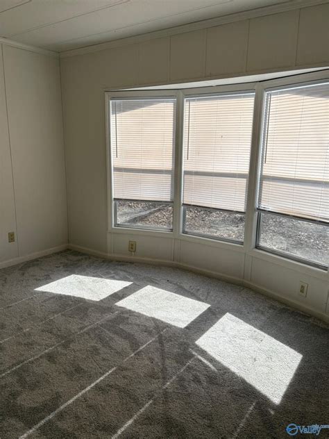 24722 Chapman Hollow Rd Off-Campus Housing, Elkmont, AL