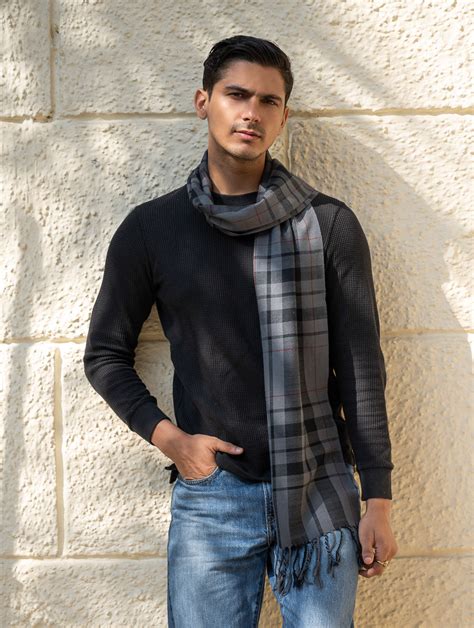 Buy Light & Warm Merino Wool Muffler - Ashstone Online