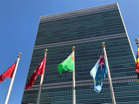 Uniting nations in a polarized world | Meer